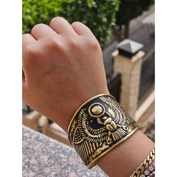 Winged Scarab Sun Bangle – Handmade Egyptian Brass Cuff for Luck & Protection - Picture 3 of 7